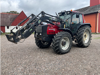 Traktor VALTRA 8000