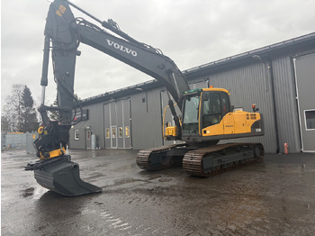 Ekskavator me zinxhirë VOLVO EC210CL