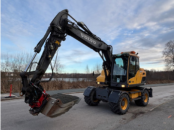 Ekskavator VOLVO EW140D