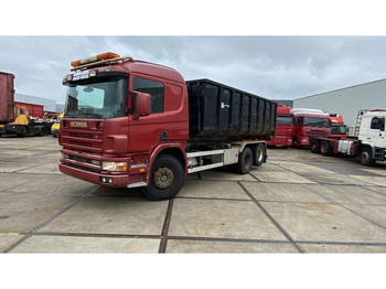 Kamion vetëngarkues SCANIA P124