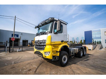 Gjysmë-kamion MERCEDES-BENZ Arocs 3345