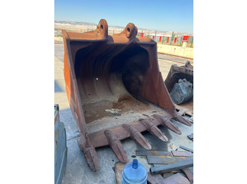 Kovë ekskavatori KOMATSU