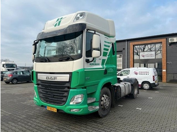 Gjysmë-kamion DAF CF 460