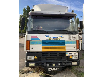 Transportjer kontejnerësh/ Kamion me karroceri të çmontueshme DAF CF 85