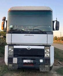 Gjysmë-kamion RENAULT Magnum