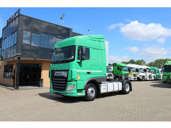 Gjysmë-kamion DAF XF 480
