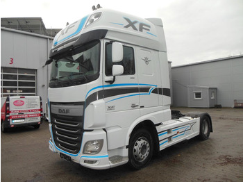 Gjysmë-kamion DAF XF 106 510