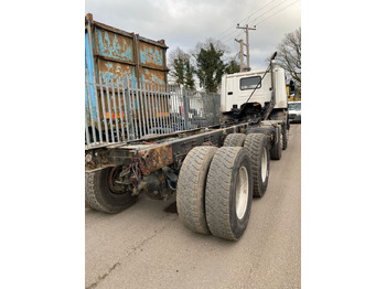 Kamion kabinë-shasi Scania P360 8x4 Chassis Cab: foto 4