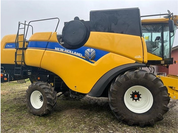 Autokombajnë NEW HOLLAND CX series