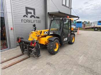 Ekskavator teleskopik JCB