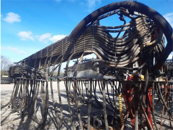 Cisternë pleh i lëngshëm Harsø 24m slæbeslangebom 16-20-24 m 1 fordeler: foto 3 Cisternë pleh i lëngshëm Harsø 24m slæbeslangebom 16-20-24 m 1 fordeler: foto 3