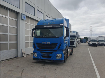 Gjysmë-kamion IVECO Stralis 440