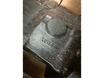 Bosht dhe pjesë këmbimi për Makineri bujqësore Deutz agrovector obudowa mostu pochwa mostu carraro 11817: foto 2