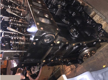 Motori dhe pjesë këmbimi për Ekskavator teleskopik Manitou MLT 629 LSU Perkins F5HFL414C: foto 4