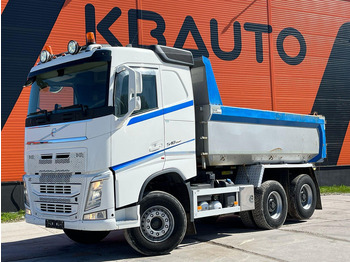 Kamion vetëshkarkues VOLVO FH 540