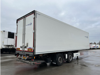 Gjysmë rimorkio frigorifer Krone Cool Liner / City / Thermo King Koeler / Laadklep 2500 kg / APK 01-27: foto 2 Gjysmë rimorkio frigorifer Krone Cool Liner / City / Thermo King Koeler / Laadklep 2500 kg / APK 01-27: foto 2