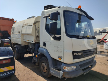 Makinë fshirëse për rrugët DAF LF 45 160