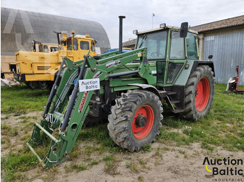 Traktor FENDT Farmer 300