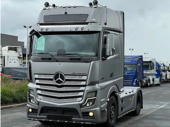 Gjysmë-kamion MERCEDES-BENZ Actros 1863