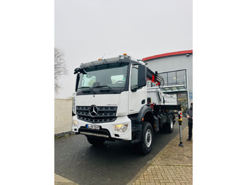 Kamion vetëshkarkues, Kamion me vinç Mercedes-Benz Arocs 1835  4x4 Meiller Fassi F135 Kran Kipper: foto 5