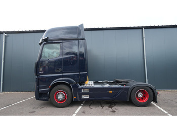 Gjysmë-kamion MERCEDES-BENZ Actros 1945