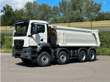 Kamion vetëshkarkues MAN TGS