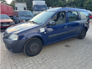 Veturë DACIA