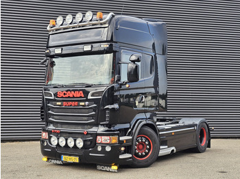 Gjysmë-kamion SCANIA R 730