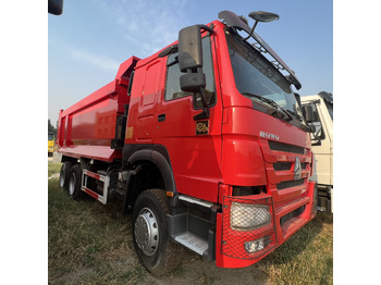 Kamion vetëshkarkues SINOTRUK HOWO