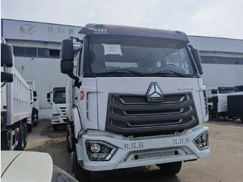 Kamion vetëshkarkues SINOTRUK HOWO