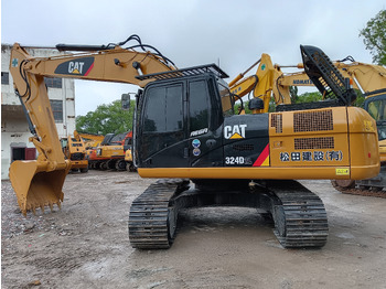 Ekskavator me zinxhirë CATERPILLAR 324DL