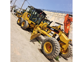 Makineri ndërtimi CATERPILLAR 140H