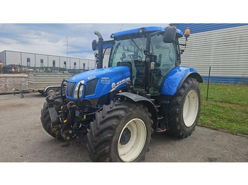 Traktor NEW HOLLAND T6