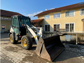 Fadrom me goma Komatsu WA 70-7: foto 5