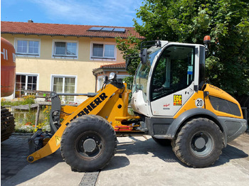Fadrom me goma LIEBHERR L 506