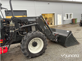 Traktor Traktor - Valtra A85-4 med frontlastare, 110 timmar: foto 5 Traktor Traktor - Valtra A85-4 med frontlastare, 110 timmar: foto 5