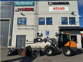 Ngarkues i artikuluar GIANT