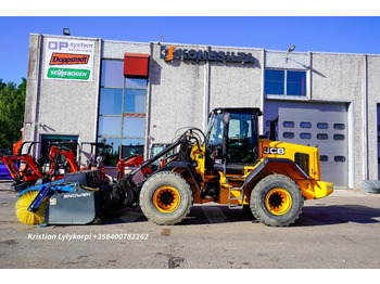 Fadrom me goma JCB 437