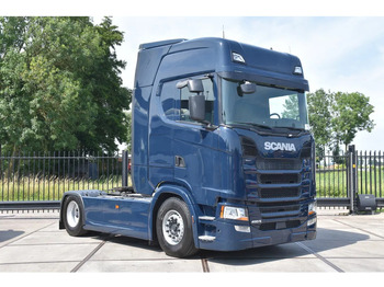 Gjysmë-kamion SCANIA S 450