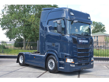 Gjysmë-kamion SCANIA S 450