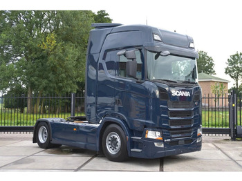 Gjysmë-kamion SCANIA S 450