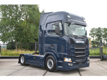 Gjysmë-kamion SCANIA S 450