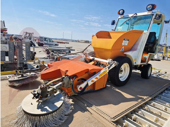 Makinë fshirëse për rrugët