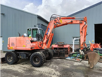 Ekskavator me goma FIAT-HITACHI