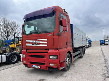 Kamion vetëshkarkues MAN TGA 26.430
