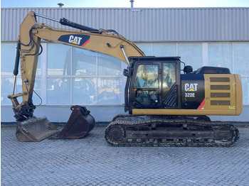 Ekskavator me zinxhirë CATERPILLAR 320EL
