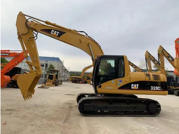 Ekskavator me zinxhirë CATERPILLAR 320CL