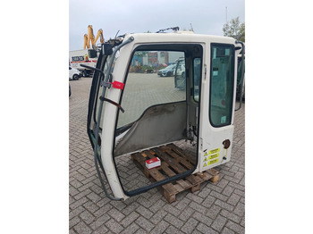 Kabina dhe interier LIEBHERR