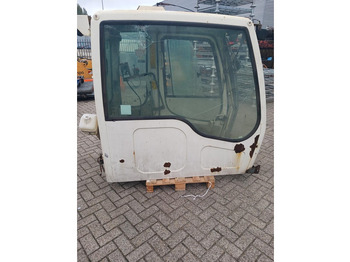 Kabina dhe interier LIEBHERR