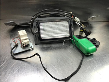 Dritat/ Ndriçimi LIEBHERR